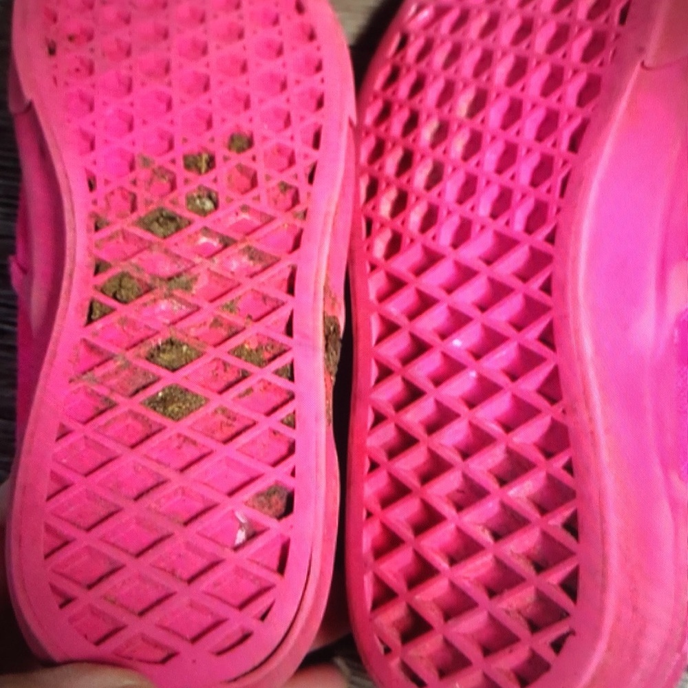 Classic checkered slip-on girls shoes - Picture 7 of 8